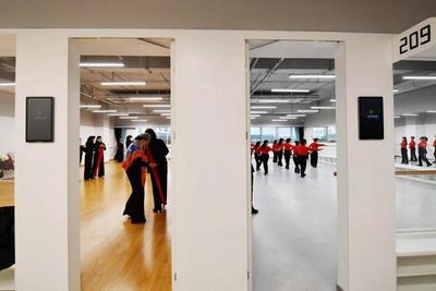免費舞蹈教室、專業老師指導…海淀紫竹院地區享惠民福利 戲劇藝術輔導服務暖人心